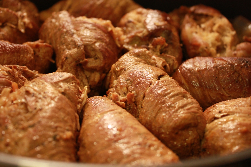 Schweinerouladen gefüllt mit Sauerkraut