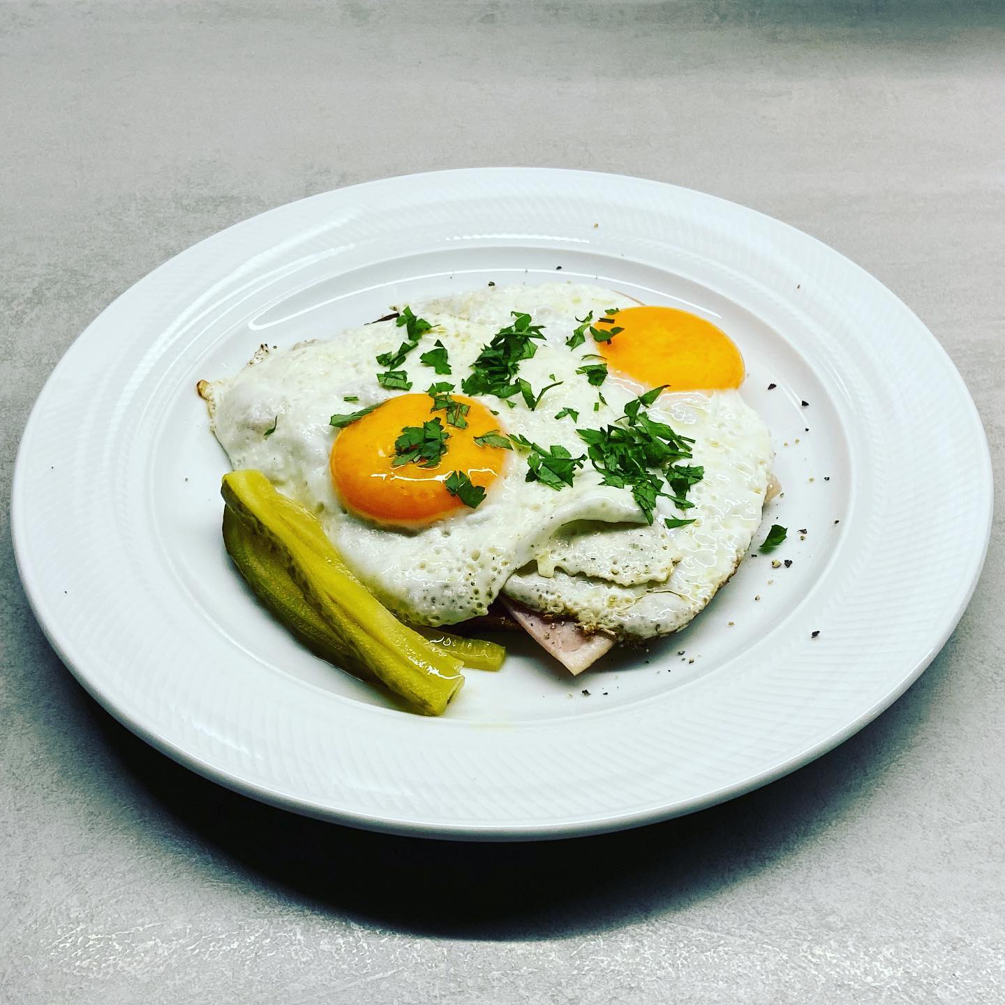 Geschnetzeltes a la Tim Mälzer | Gastro L.E. Geschnetzeltes a la Tim Mälzer | Gastro L.E.