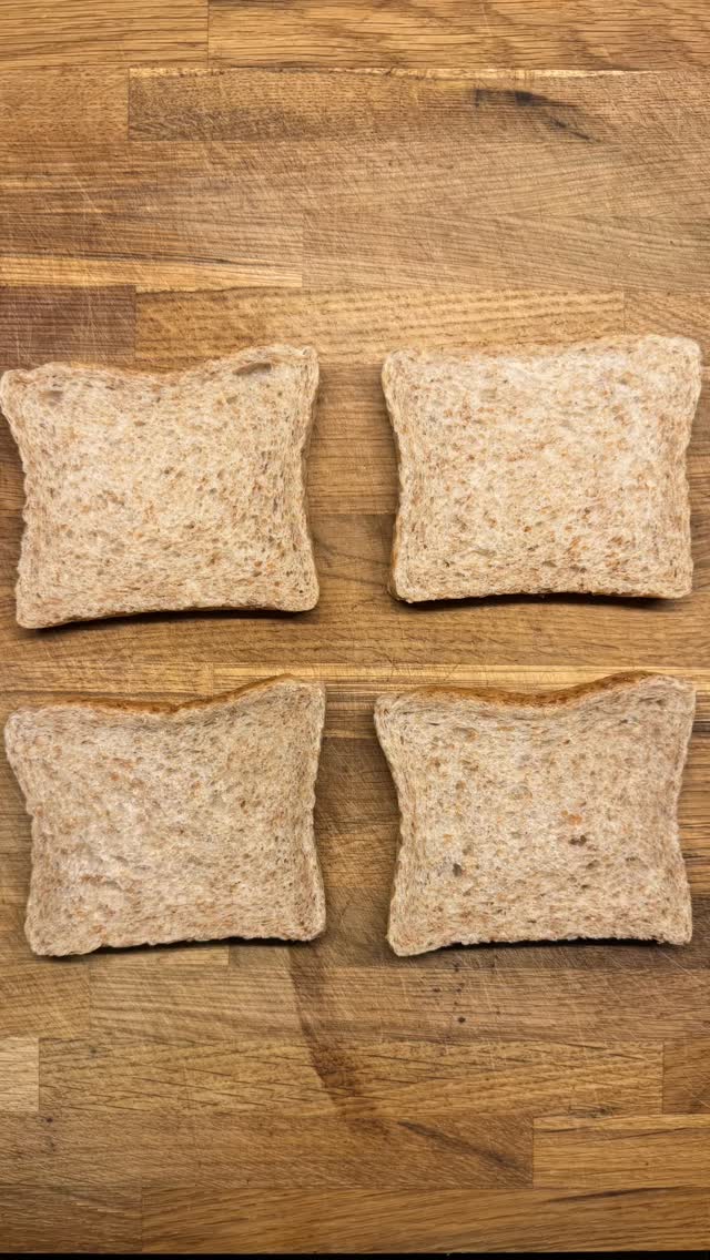 Geht auch ohne Kirsche - Toast Hawaii ✌️  Legendär lecker seit Clemens Wilmenrod ihn vor 72 Jahren erfand. Danke dafür.  #toasthawaii #hawaiitoast #clemenswilmenrod #checkthisout #leipzig #food #foodblog #blogger #eatthis #whattoeat