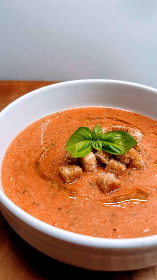 Kühle Gazpacho - das ideale leichte Gericht für den Sommer