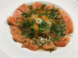Miso-Suppe mit Lachs